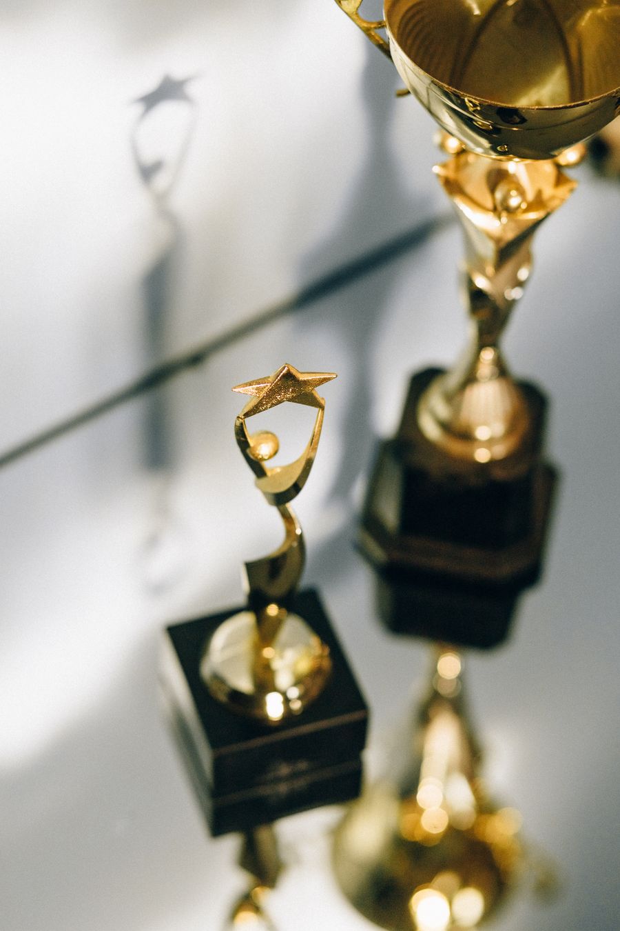 Crystal and metal corporate awards